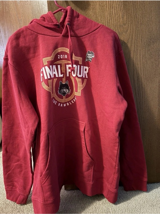 Fanatics Other - Fanatics Red Final Four 2018 UIC Ramblers Hoodie